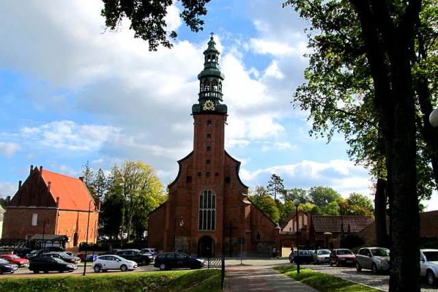 Kartuzy, kościół p.w. Wniebowzięcia NMP, autor: Kiedrowska m, źródło: commons.wikimedia.org