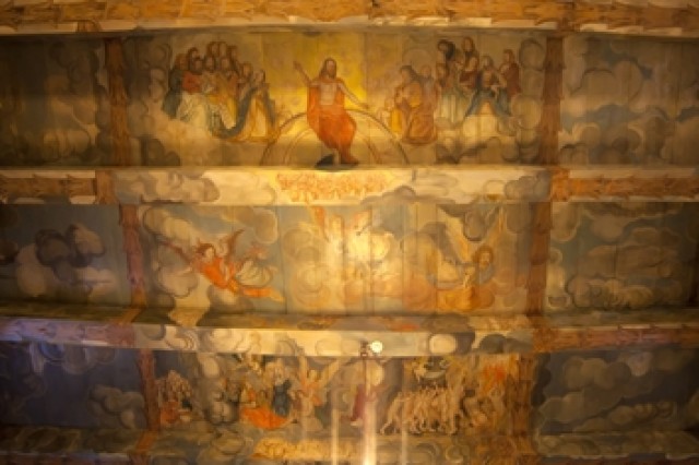 Fragmenty polichromii ze scenami  „końca świata” na sklepieniu kościoła w Iwięcinie (fot. Tomasz Kuna)